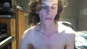 Cutehungguy2000  13-12-2021